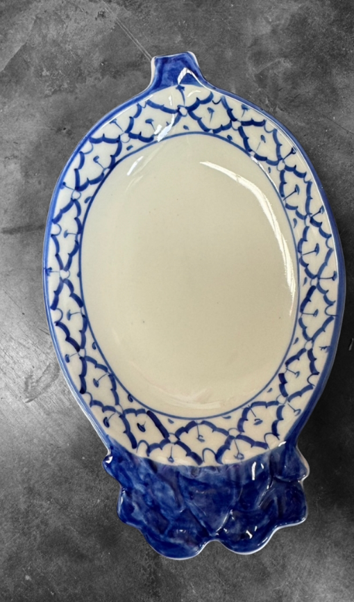 Starter dish  7'*11'(pineapple shape)£10