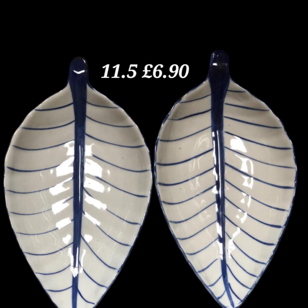 จานทรงใบไม้ceramic11.5"